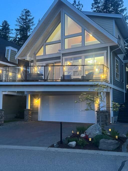 Jasmine Cottage Kelowna Ngoại thất bức ảnh