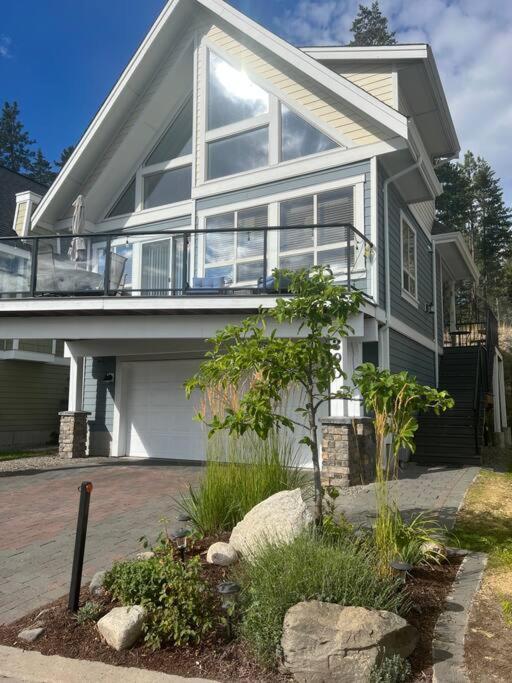 Jasmine Cottage Kelowna Ngoại thất bức ảnh