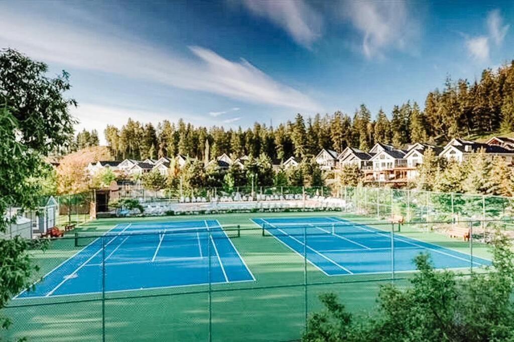 Jasmine Cottage Kelowna Ngoại thất bức ảnh